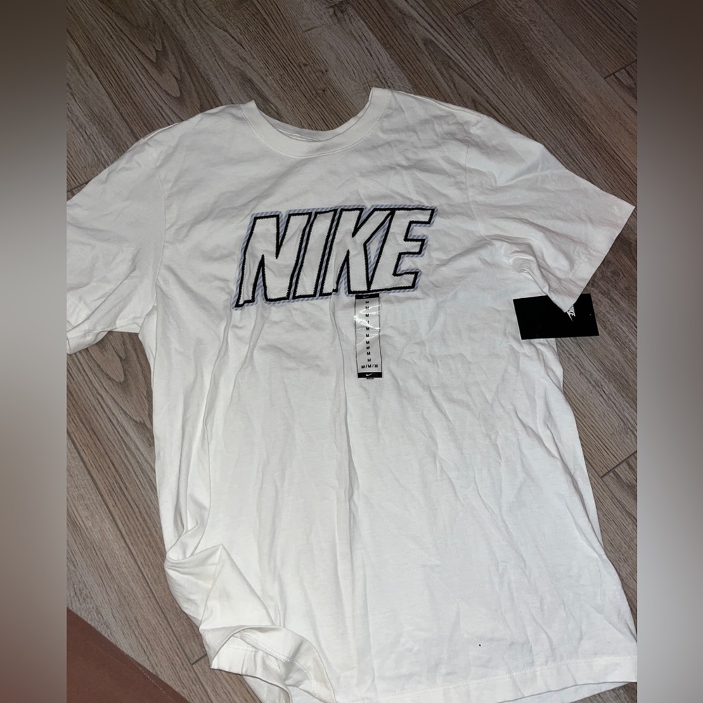 Nike men’s active tee